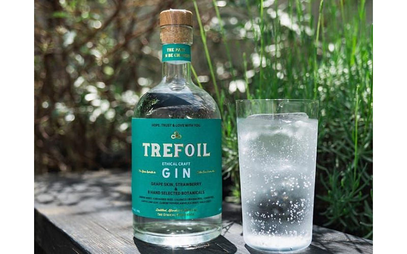 クラフトジン「TREFOIL GIN」